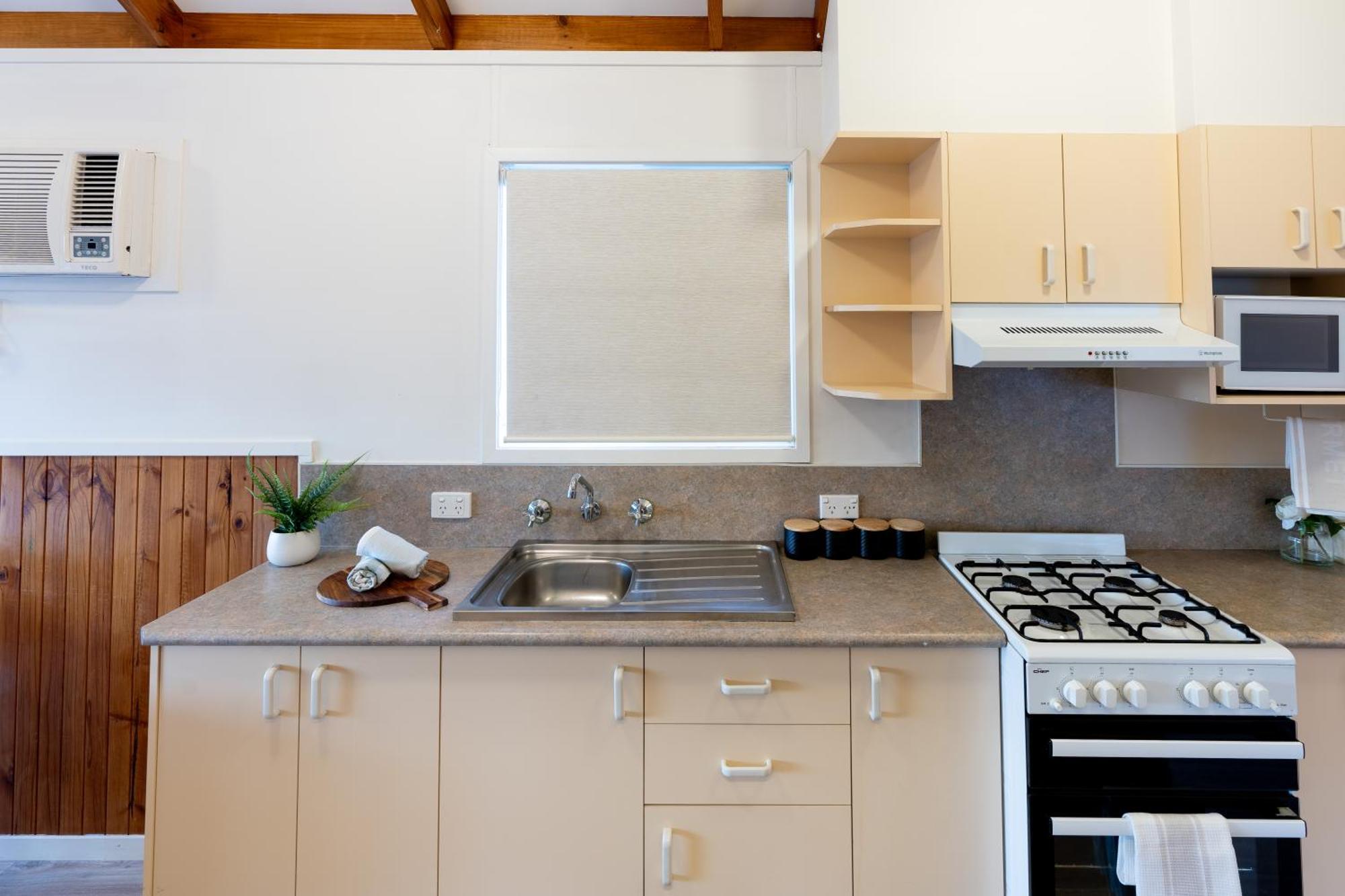 Big4 Tasman Holiday Parks - Racecourse Beach Bawley Point Экстерьер фото